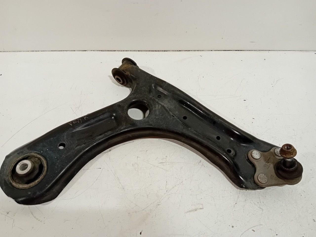 Draagarm rechts voor Seat Ibiza, Onderdelen@venauto.nl, Van der Ven Autorecycling B.V., Gebruikt, Ettenseweg 76, 4706 PB Roosendaal, The Netherlands