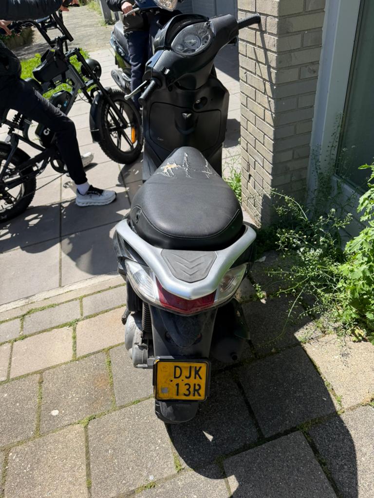 Piaggio fly 2016, Ophalen, Gebruikt, Benzine, Fly