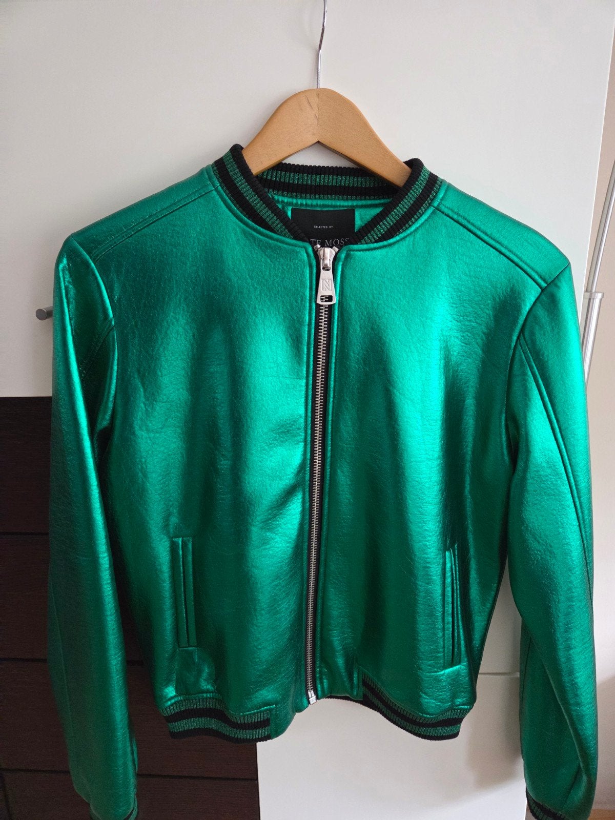 Nikkie selected by Kate Moss bomberjack pine green maat 38, Maat 38/40 (M), Nieuw, Ophalen of Verzenden, Nikkie