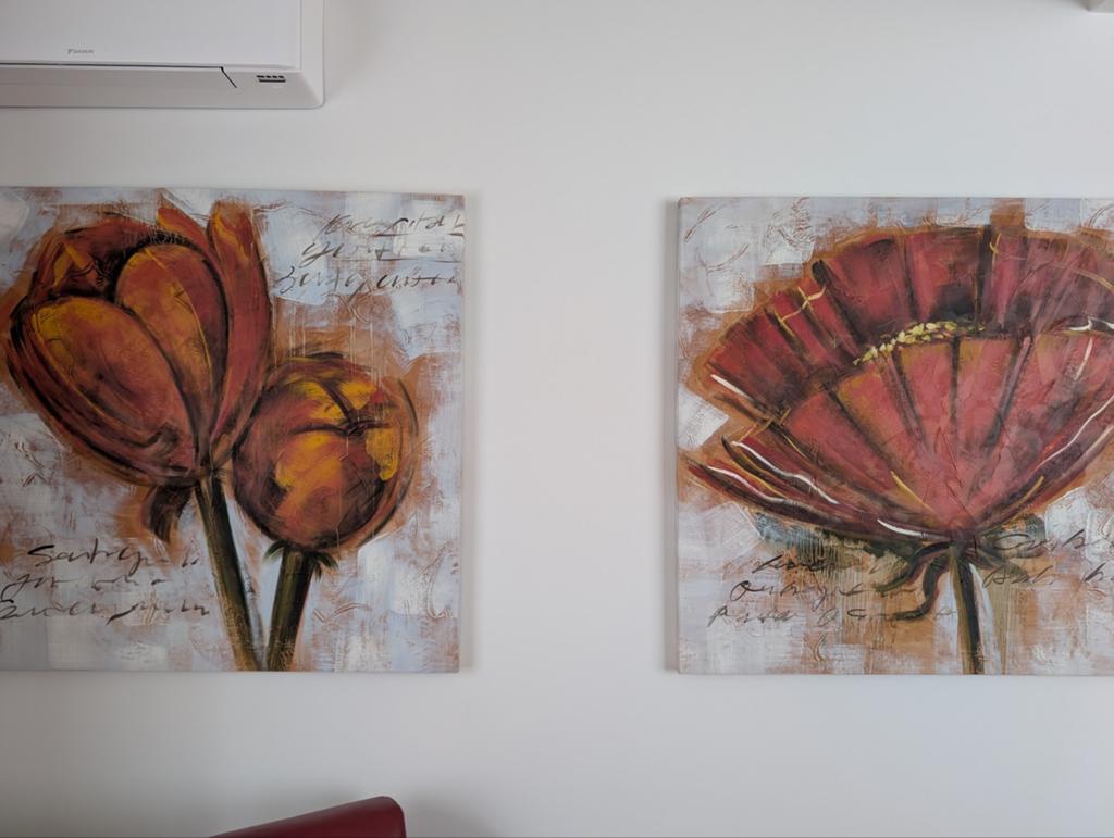 2 schilderijen van bloemen, op canvas , 1 meter x 1 meter., Ophalen of Verzenden, Zo goed als nieuw, Overige kleuren, 75 cm of meer