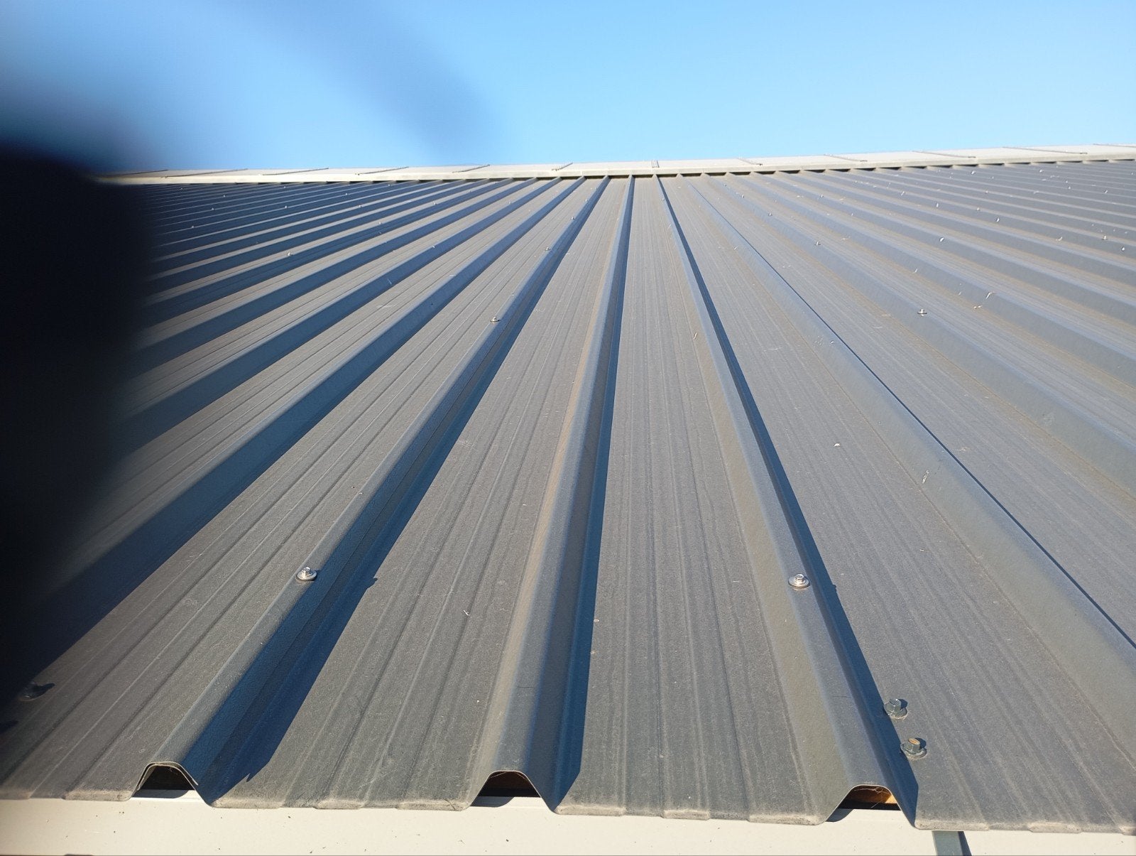 dakplaten overstekken, Doe-het-zelf en Verbouw, Dakpannen en Dakbedekking, Overige kleuren, Zo goed als nieuw, 15 m² of meer, Metaal