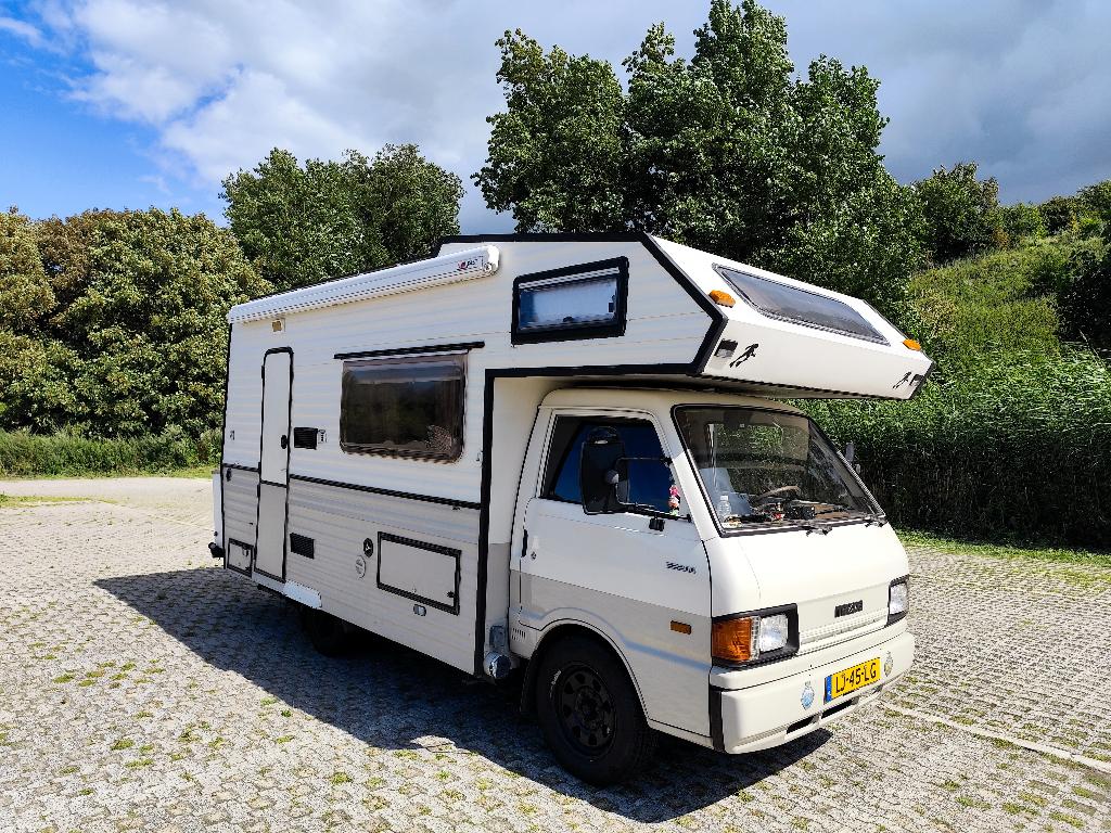 Camper Oldtimer Wegenbelasting vrij, Chemisch toilet, Ringverwarming, Treinzit, Particulier