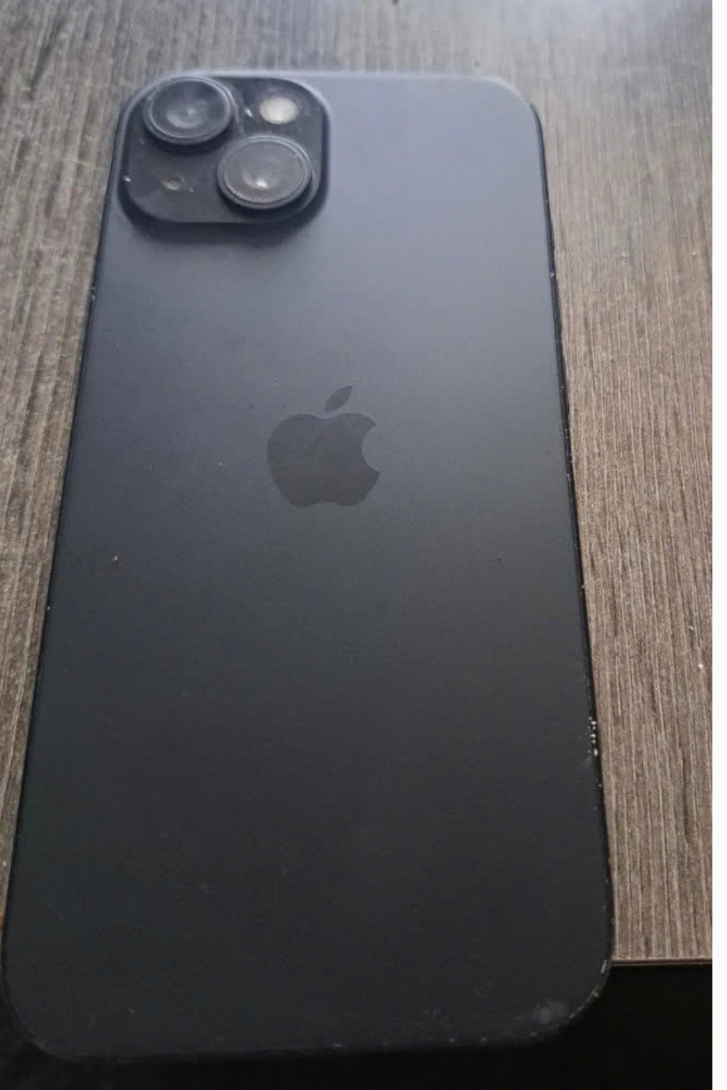 Iphone 15 met hoesje. 256GB. Zo goed als nieuw, IPhone 15, Zwart, Zo goed als nieuw, 87 %