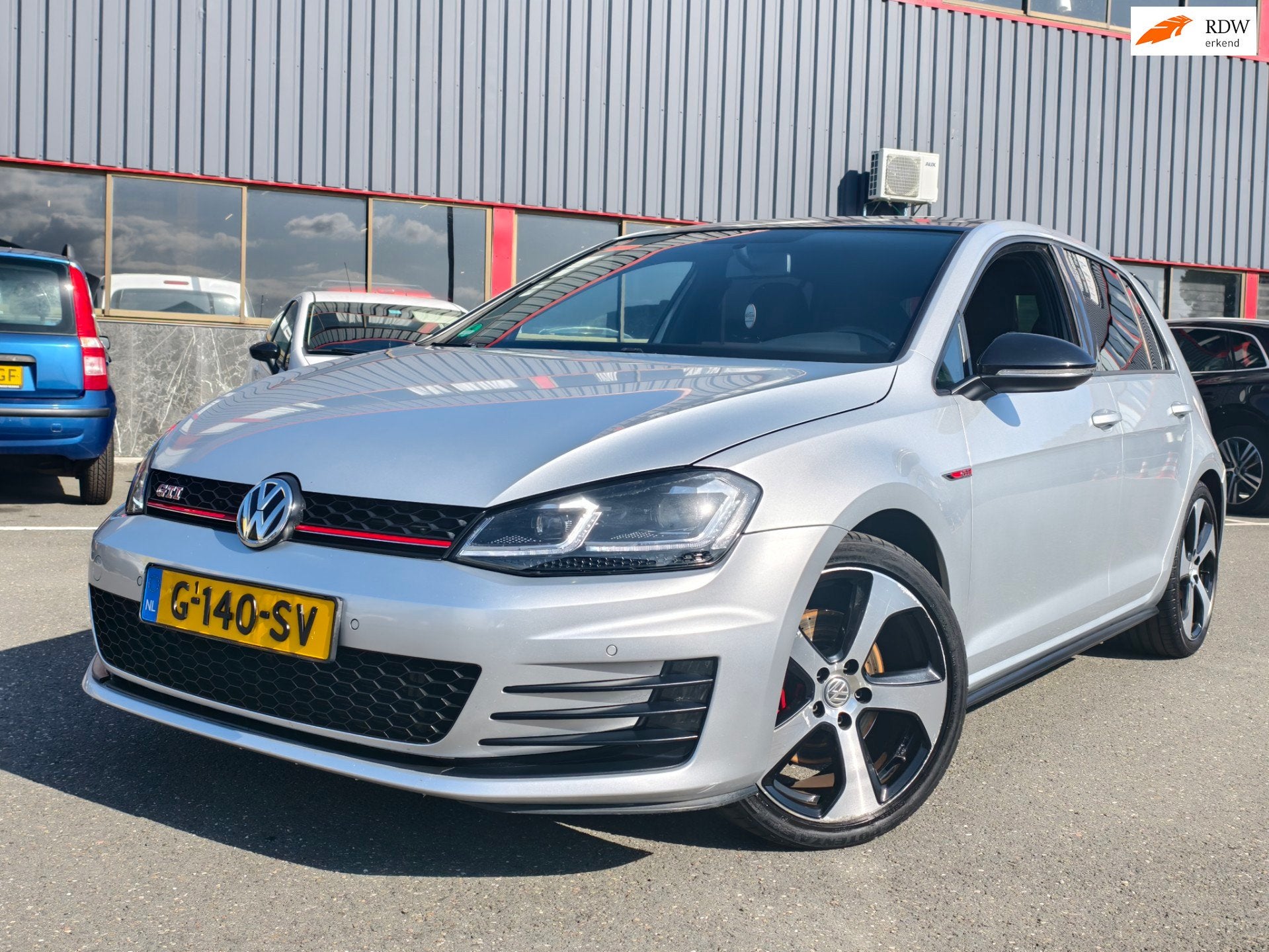 Volkswagen Golf 2.0 TSI GTI Performance / AUTOMAAT / NAVI /, Auto's, Euro 5, Gebruikt, 4 cilinders, 1984 cc