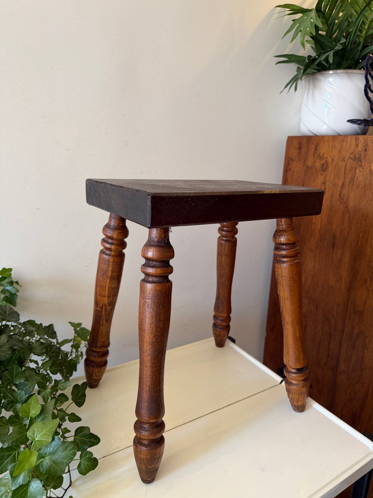 Vintage houten bijzettafeltje plantentafeltje, Ophalen of Verzenden