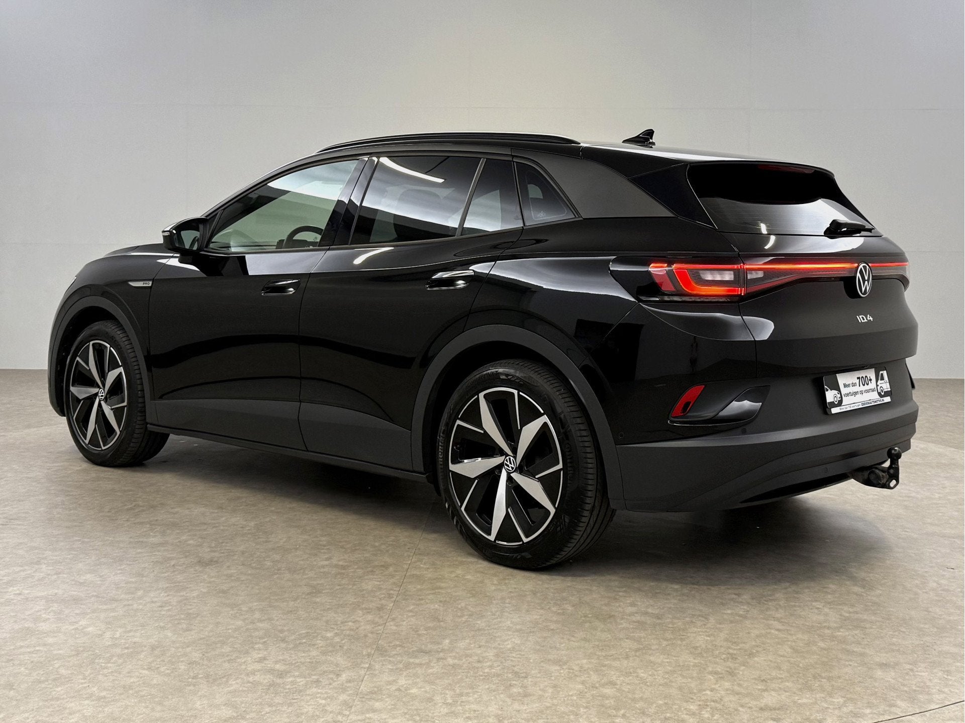 Volkswagen ID.4 Pro Business 77 kWh | Snelladen | SOH 92% |, Auto's, Automaat, 2020 kg, Zwart, 204 pk
