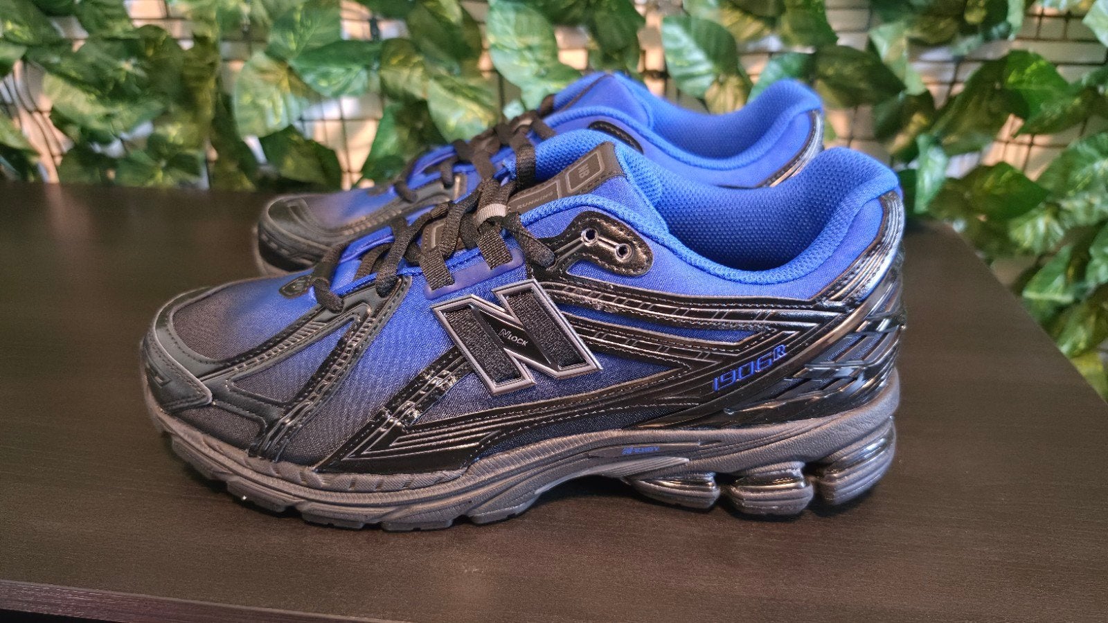New Balance 1906D Blue Gradient EU 46,5 Nieuw, Kleding | Heren, Schoenen, Ophalen of Verzenden