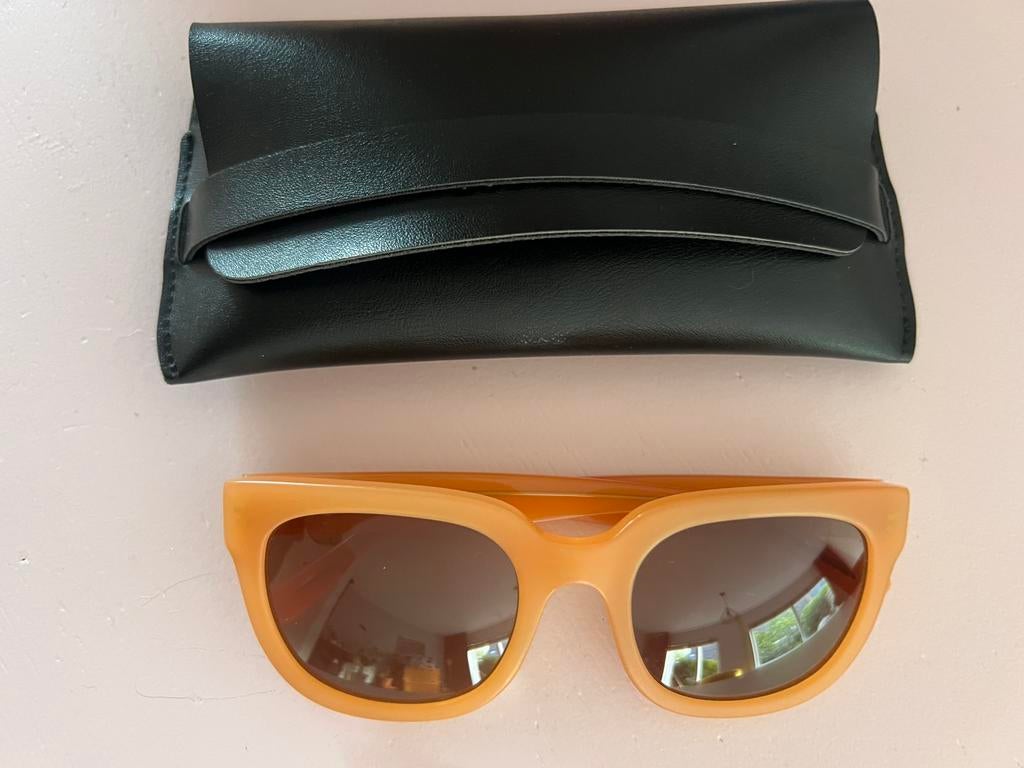 Ace&Tate sunglasses - Kat apricot, Ophalen of Verzenden, Zo goed als nieuw