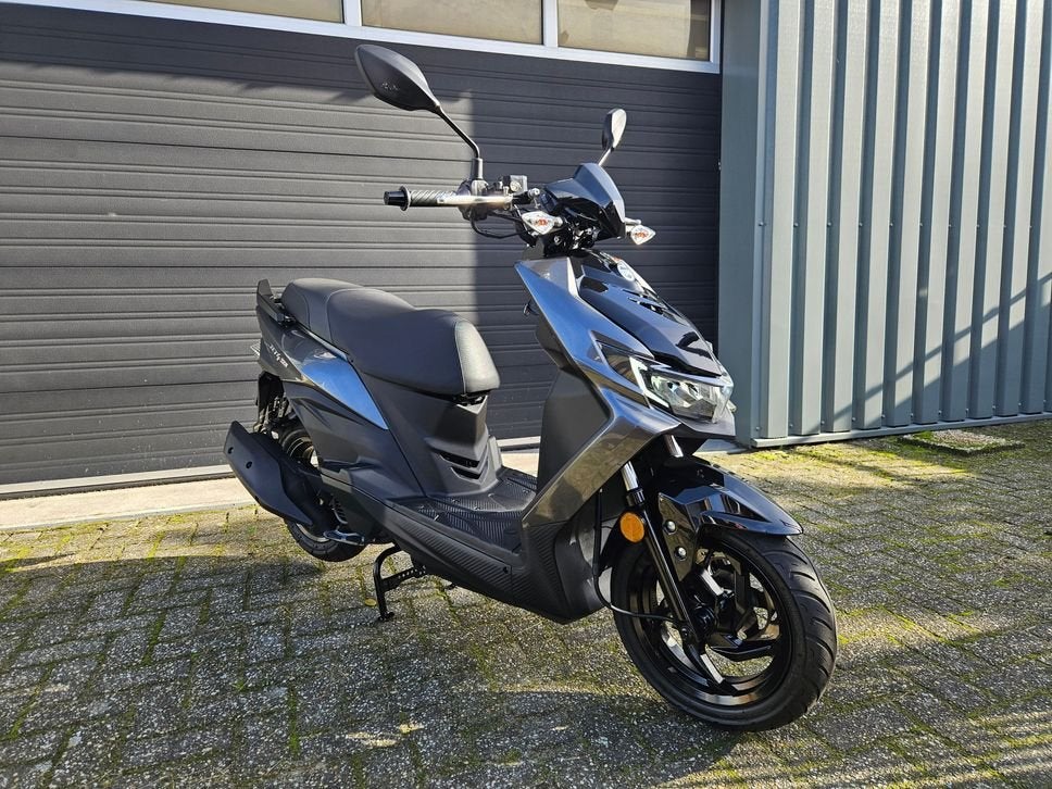 SYM JET 4 RX 4T E5 BROM BJ 2026 BRONS GREY 1834KM NIEUWSTAAT, Fietsen en Brommers, SYM, Onbekend, 49 cc, Onbekend