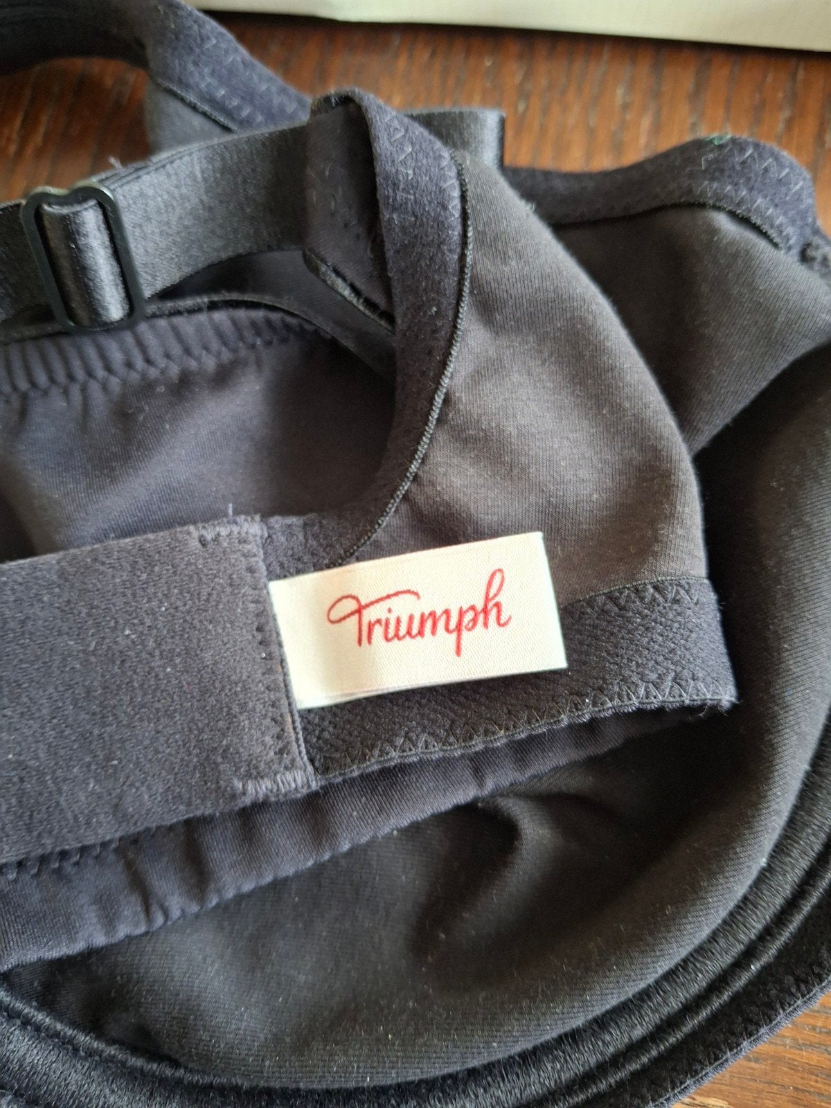 Triumph beugel bh 100b, Zwart, Maat 42/44 (L), Ophalen of Verzenden, Lingerie of Zwemkleding