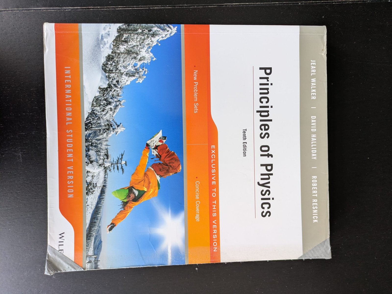 Principles of physics 10th edition, Ophalen, Beta, Zo goed als nieuw, WO
