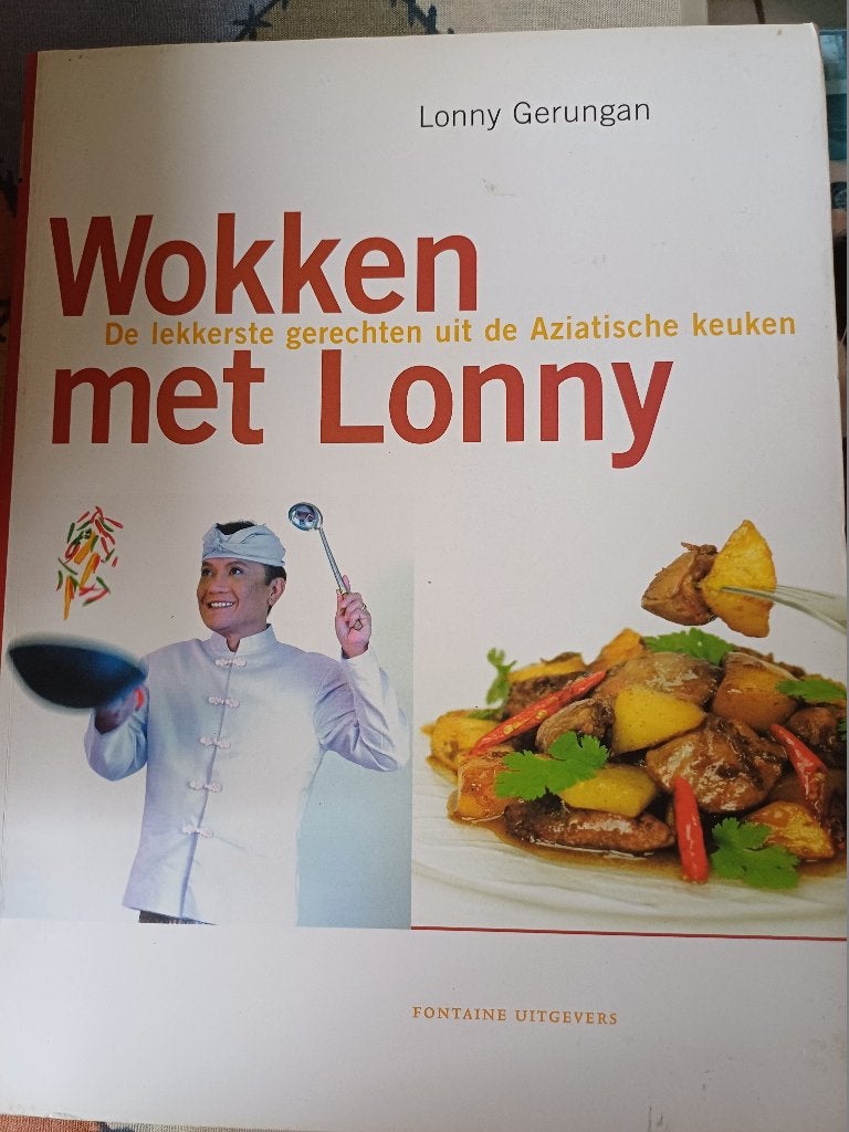 Lonny gerungan wokken met lonny., Ophalen, Gelezen, Lonny Gerungan, Azië en Oosters