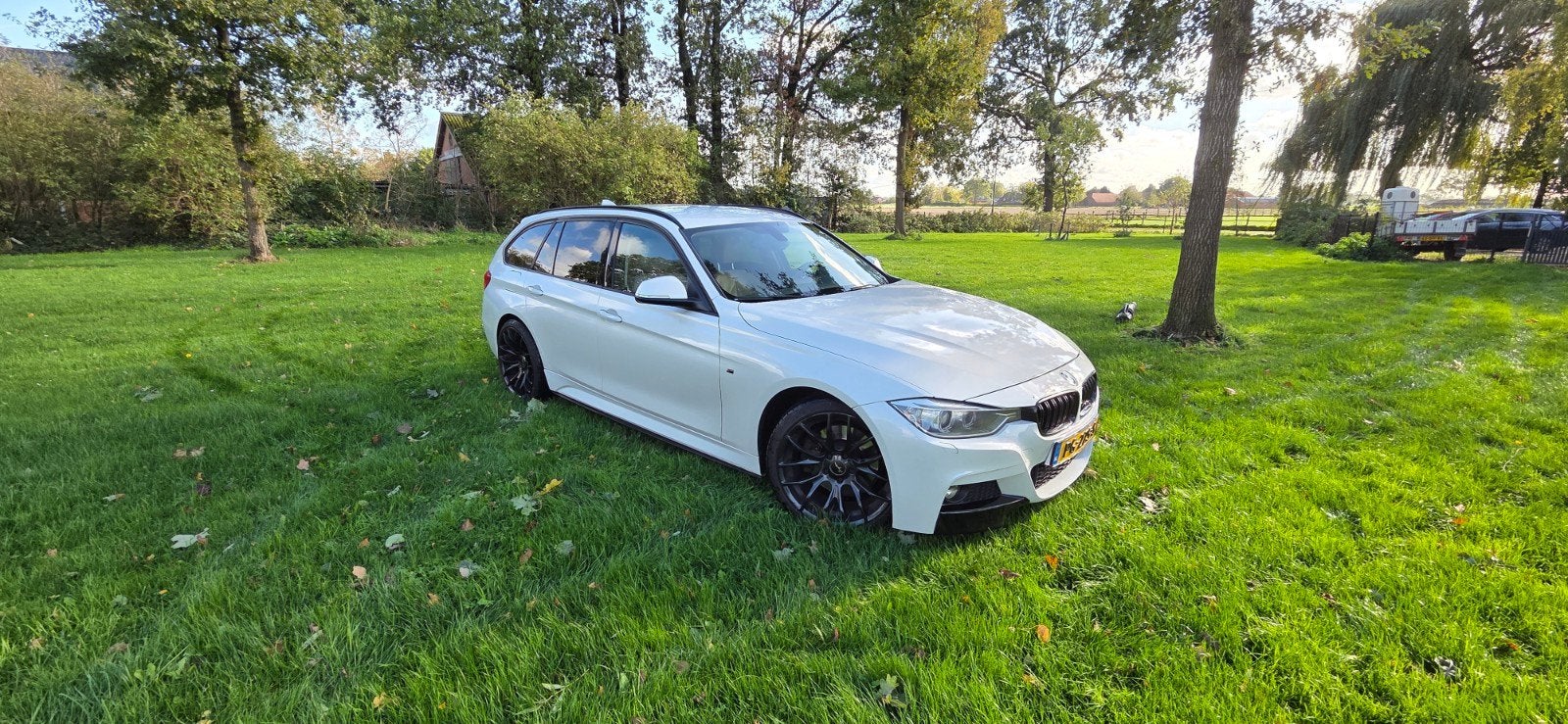 BMW 330D Touring 6cil autom. 337pk harman kardon, Auto's, Automaat, Euro 5, Achterwielaandrijving, 1800 kg