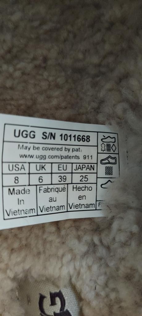 Nieuwe Ugs maat  39, Ophalen of Verzenden, Nieuw, Sneakers of Gympen