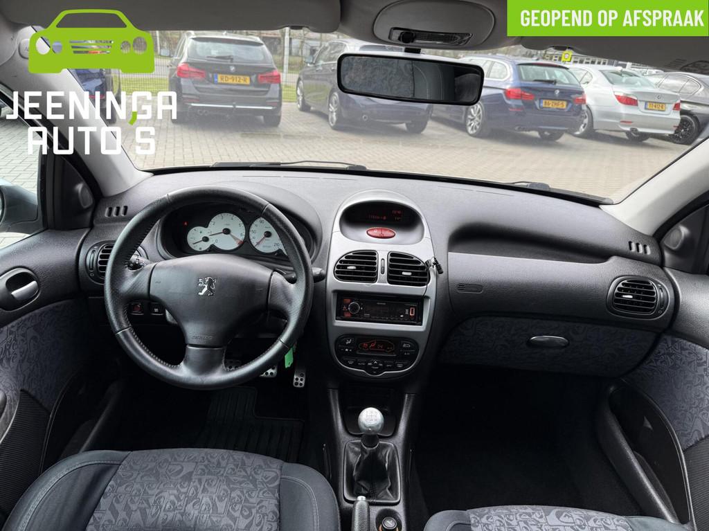 Peugeot 206 1.4-16V Quiksilver, Voorwielaandrijving, 4 cilinders, Bedrijf, Handgeschakeld