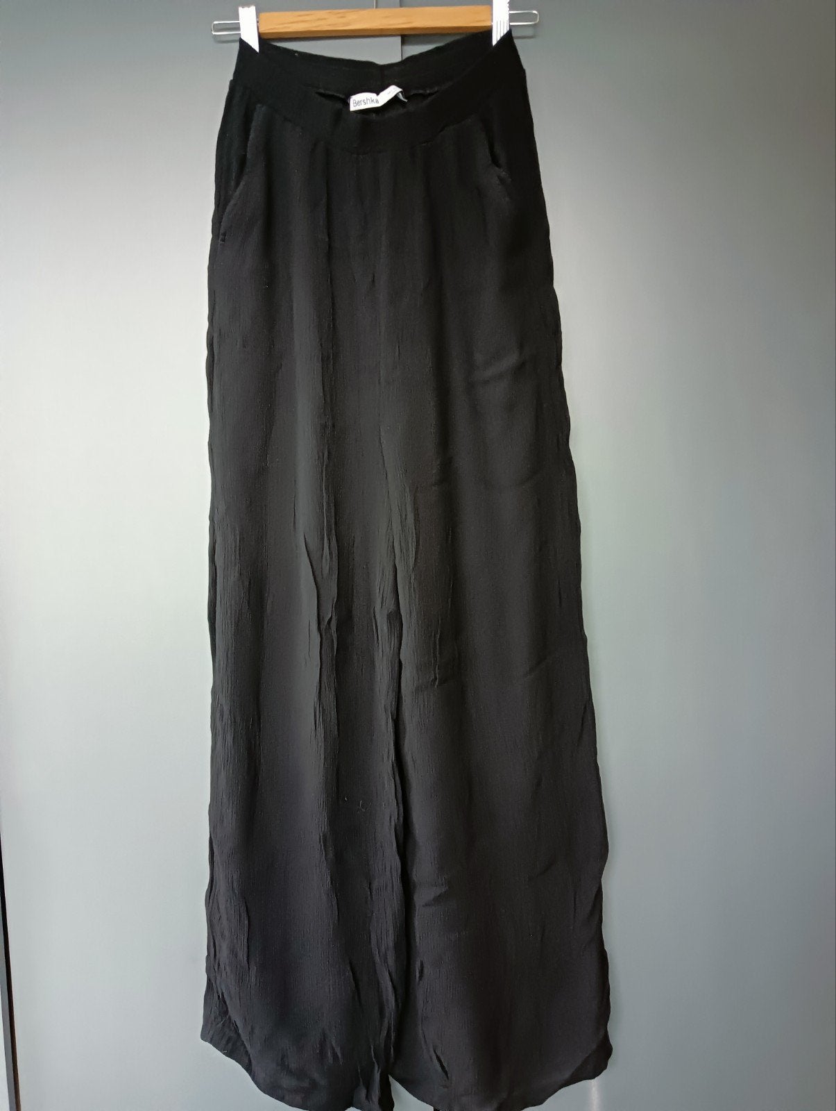 Zwarte wijde broek mt S met elastische tailleband, Zwart, Maat 36 (S), Lang, Gedragen