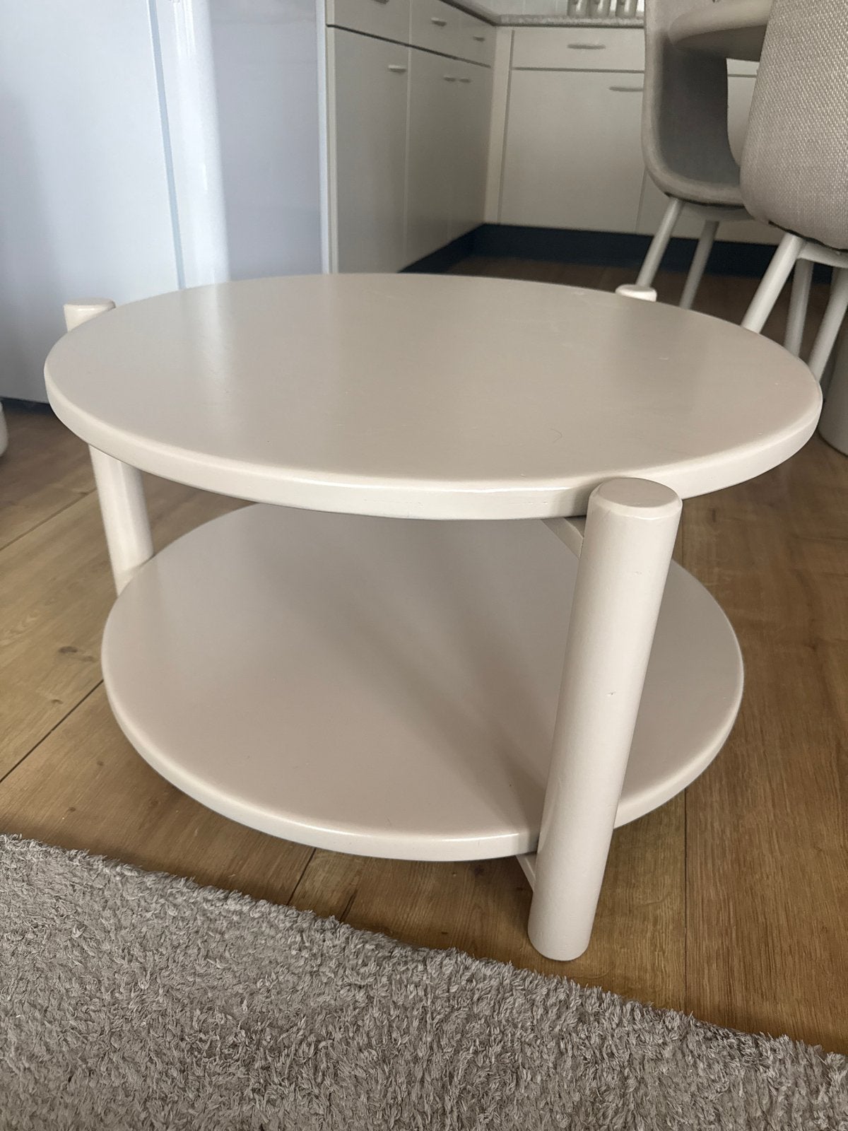 Overgespoten mango houten salontafel beige, 50 tot 100 cm, Rond, Zo goed als nieuw, 5 – 50