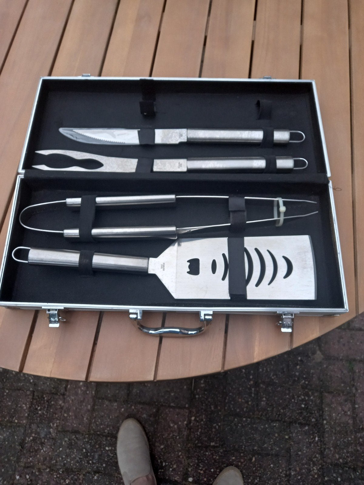 BBQ Gereedschap Set in Aluminium Koffer, Ophalen, Gebruikt, Onbekend