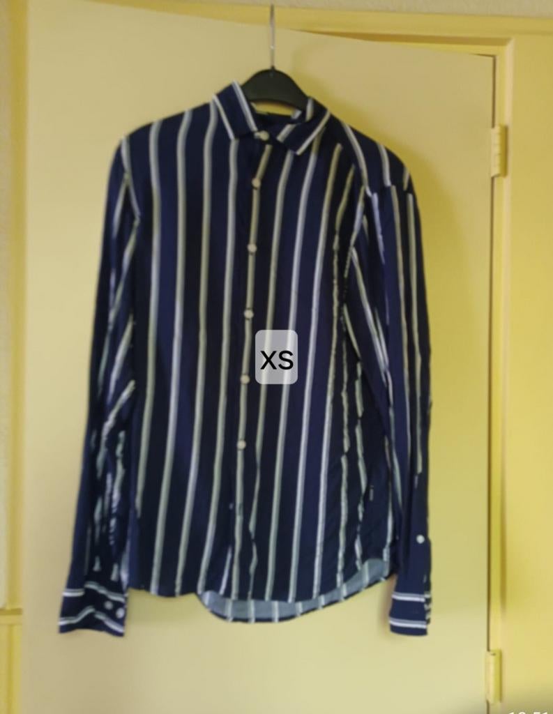 Overhemd maat XS, Kleding | Heren, Overhemden, Ophalen of Verzenden, Zo goed als nieuw, Blauw, Halswijdte 38 (S) of kleiner