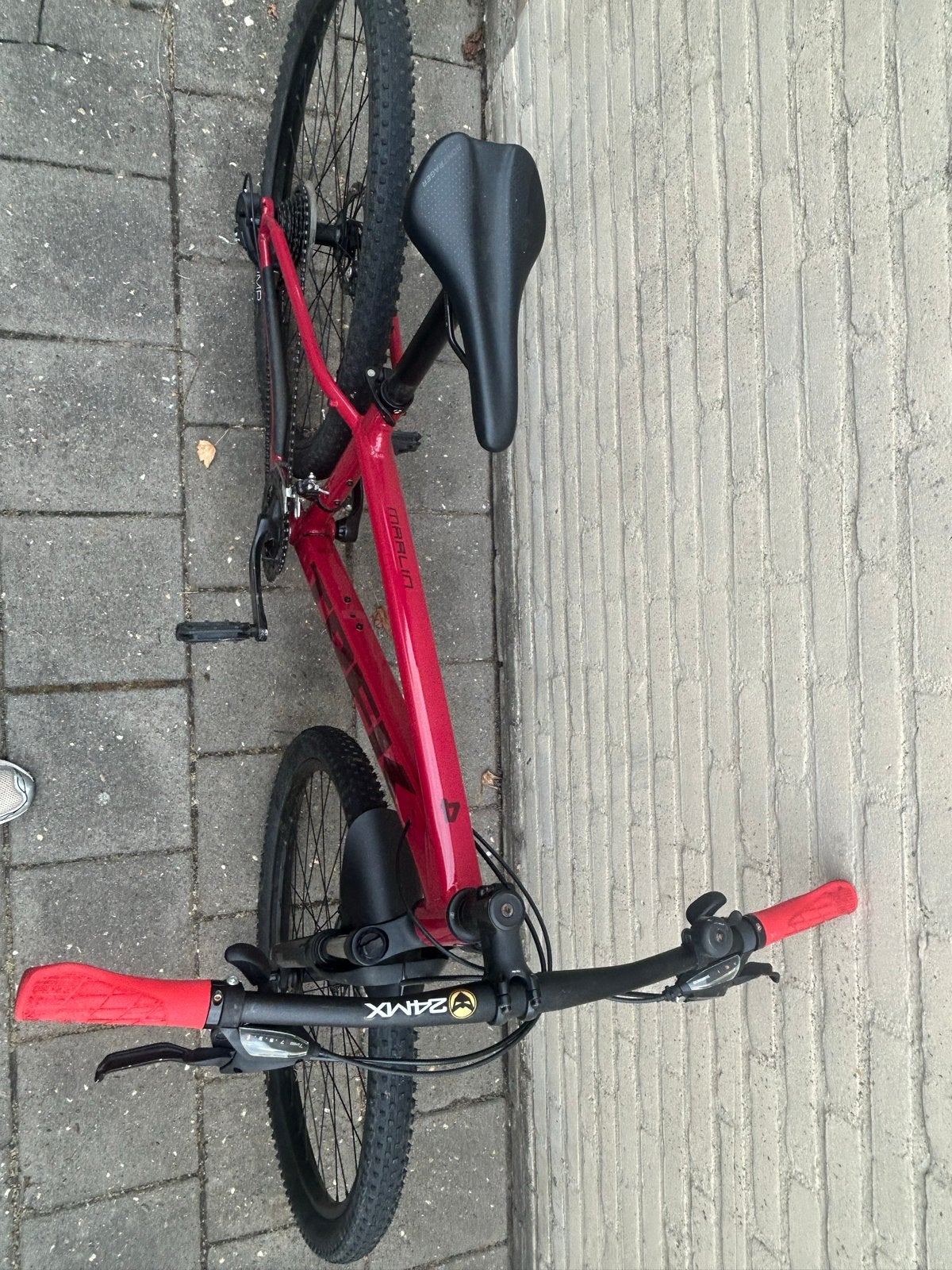 Foto 5 van Trek Marlin 4 (2025) - Zo goed als nieuw!