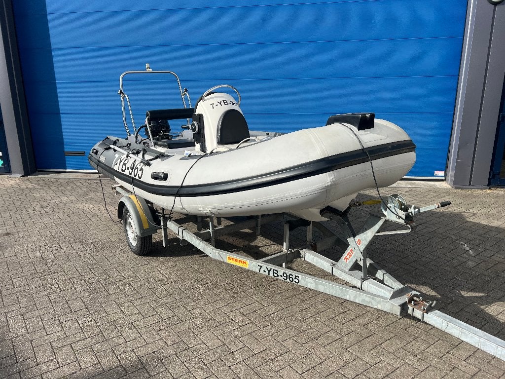XC-PRO RIB 390, Watersport en Boten, Rubberboten, Zo goed als nieuw, Overige merken, Navigatieverlichting, Stuurconsole, Benzine
