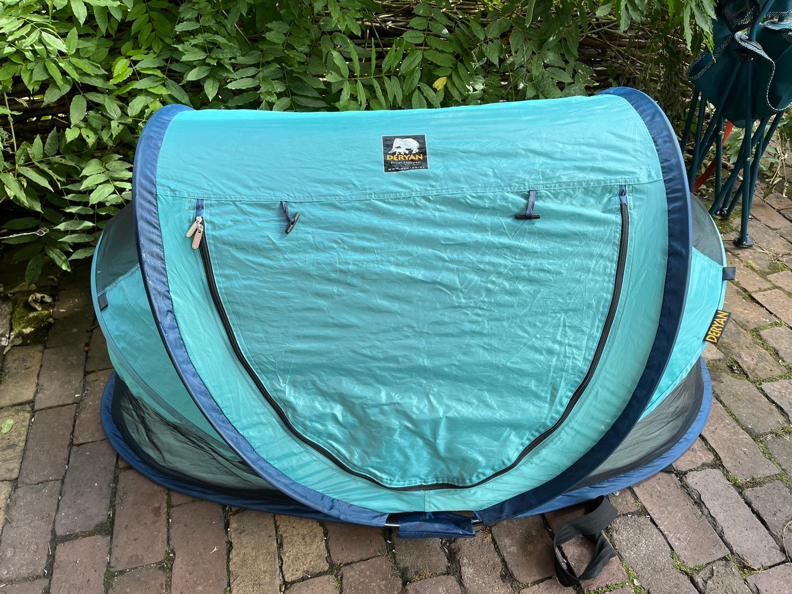 Deryan pop-up Campingbedje Tentje zelfopblaasbaar matrasje, Ophalen of Verzenden, Zo goed als nieuw, Reisbedje