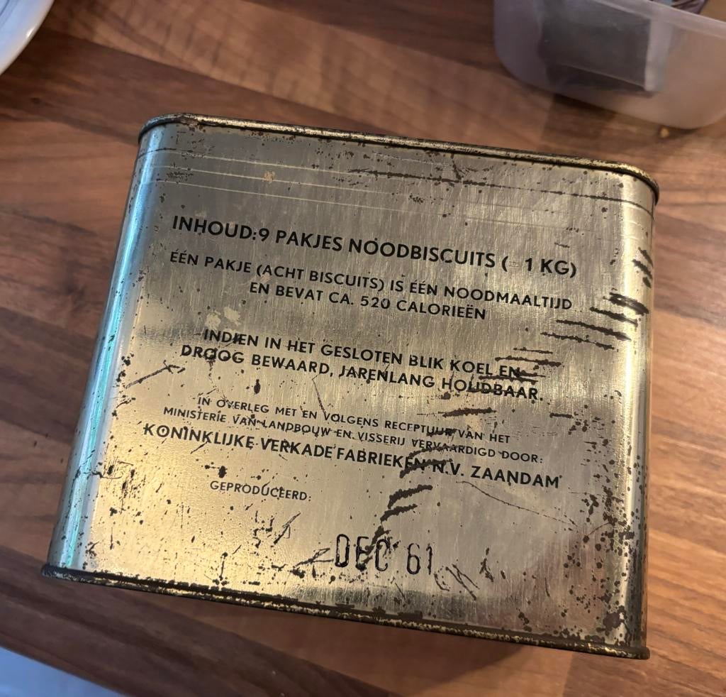 Vintage Verkade Noodbiscuits blik 1961 - Ongeopend!, Verzamelen, Blikken, Ophalen of Verzenden, Gebruikt, Koek(jes), Verkade