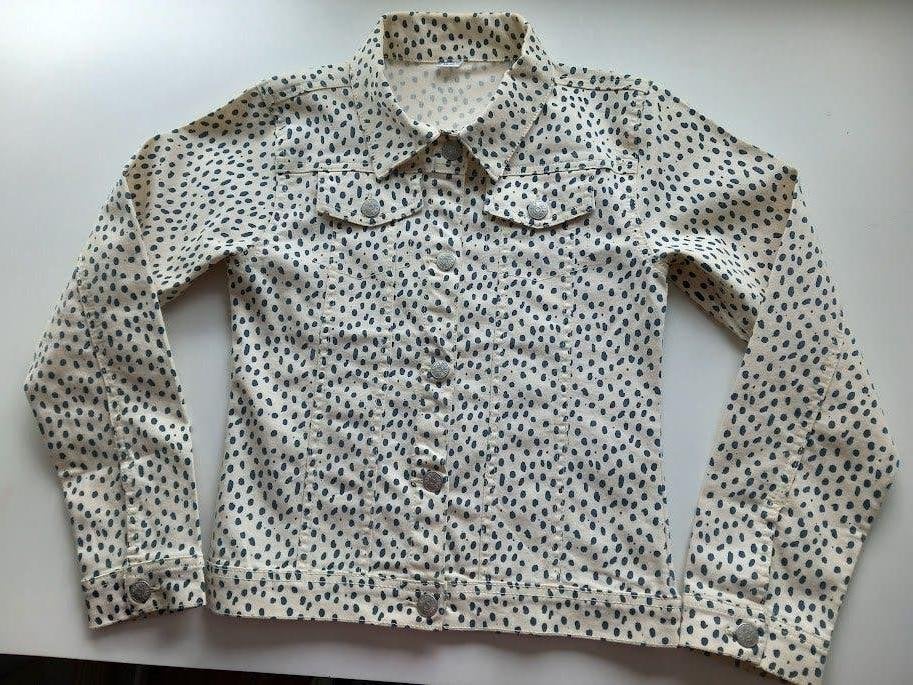 Nieuw jasje 146-152. Crème met blauwe dots., Ophalen of Verzenden, Nieuw, Meisje, Trui of Vest