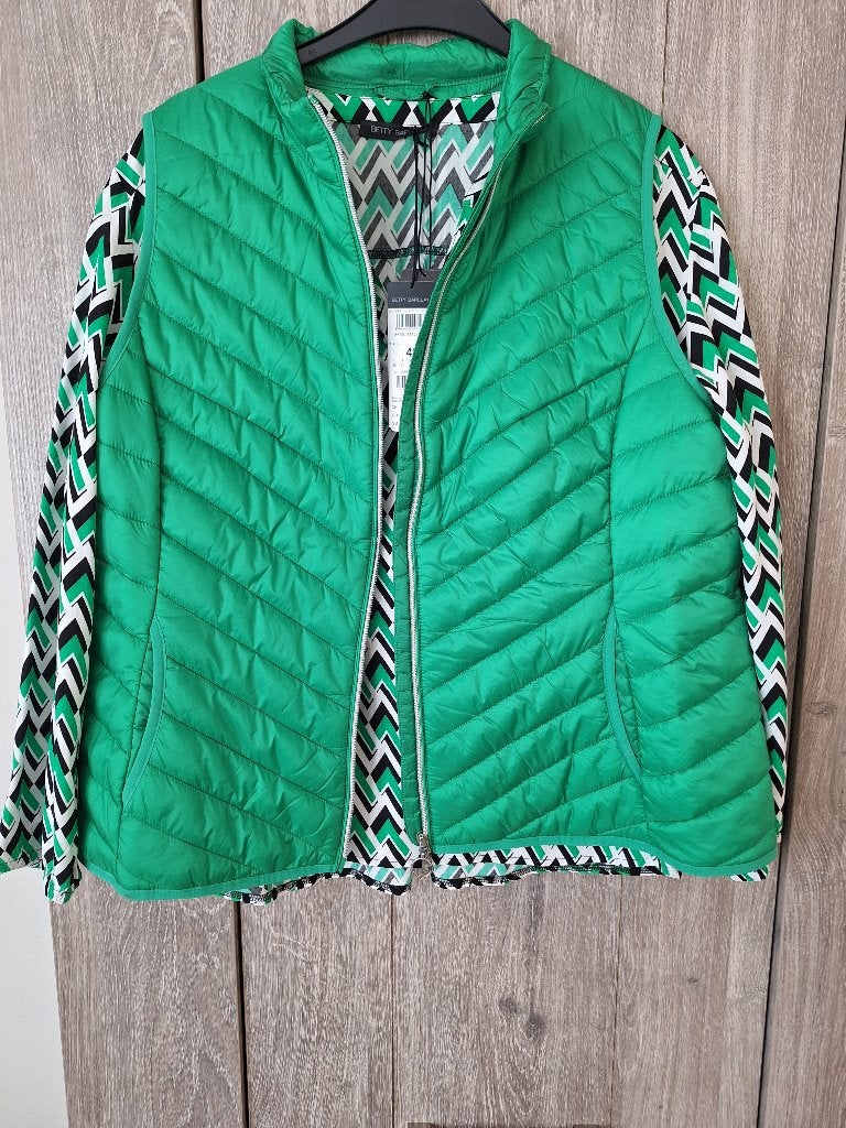 Mooie bodywarmer en hemdblouse Betty Barclay, Kleding | Dames, Overige typen, Verzenden, Betty Barclay, Nieuw