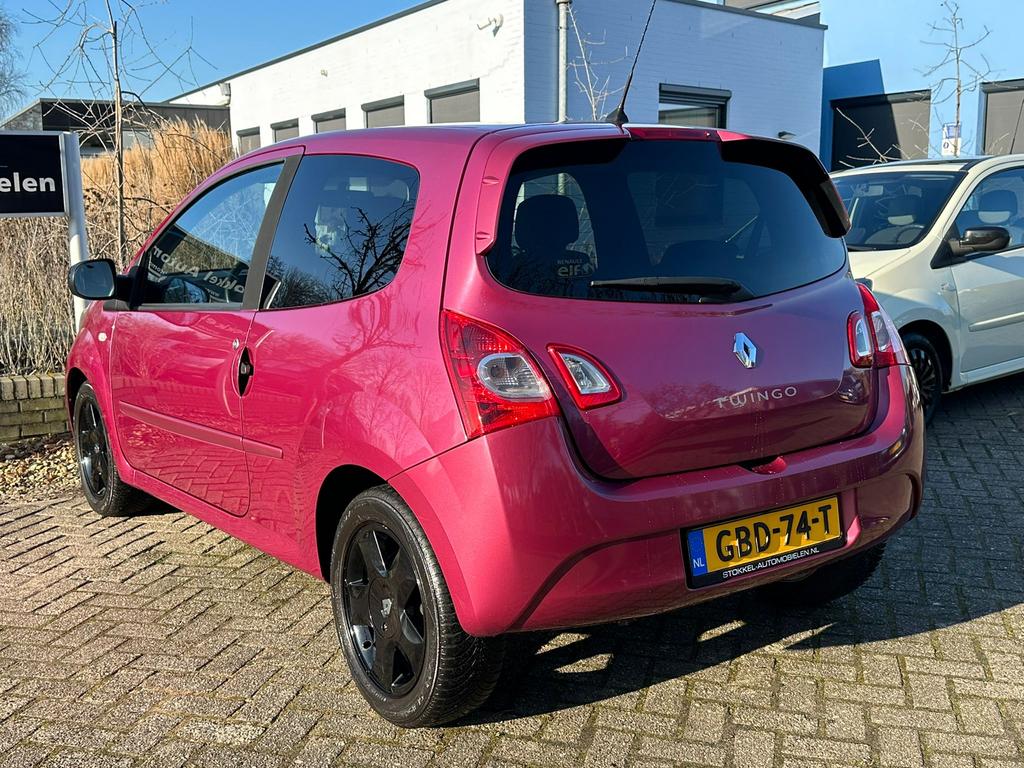 Renault Twingo 1.2 16V Dynamque lage km ✅136 dkm, Voorwielaandrijving, 74 pk, Zwart, 4 stoelen