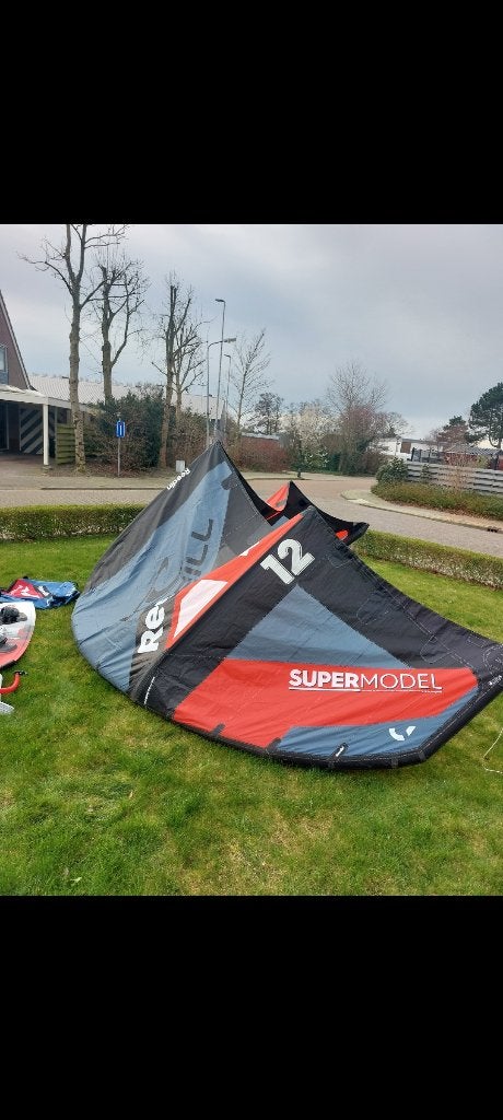 Reedin Kitesurfset, Gebruikt, Kitesurf-set, Twintip, Ophalen of Verzenden