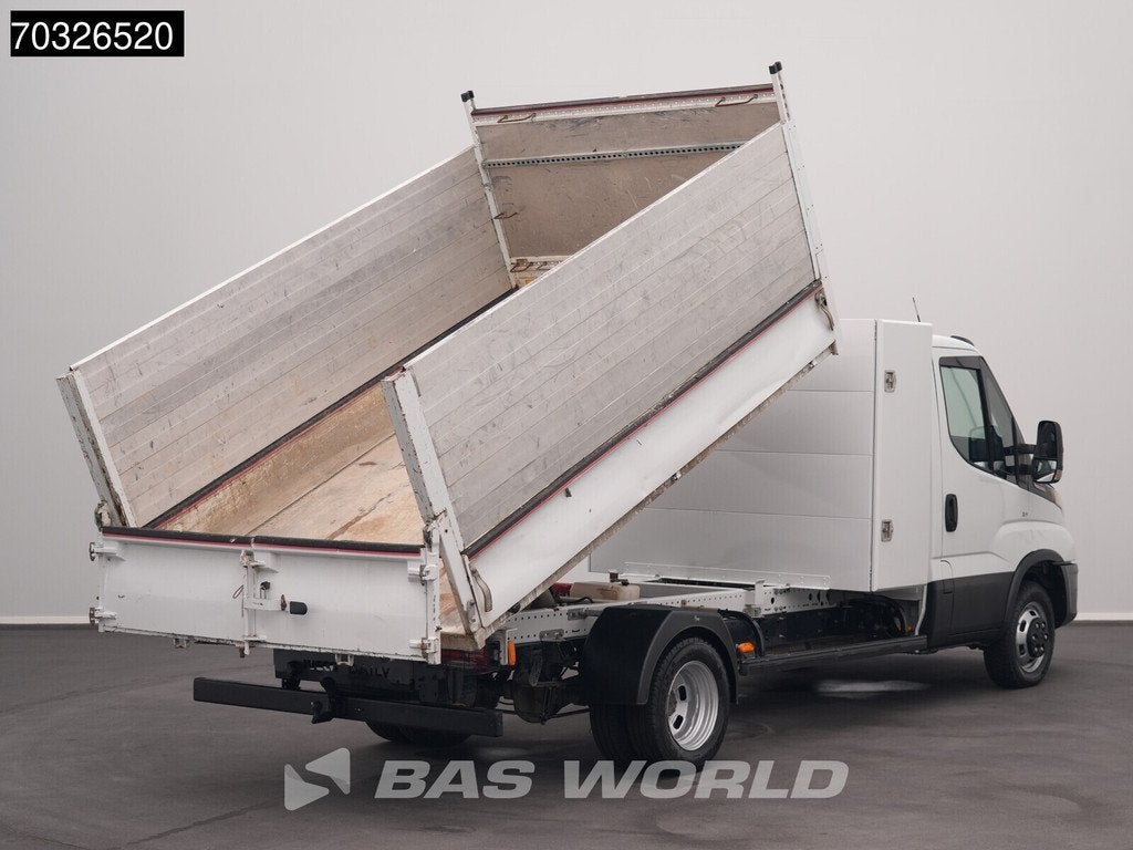 Iveco Daily 35C18 3.0L Automaat Kipper met Kist Dubbellucht, Auto's, Bestelauto's, Automaat, Cruise Control, Gebruikt, Euro 6