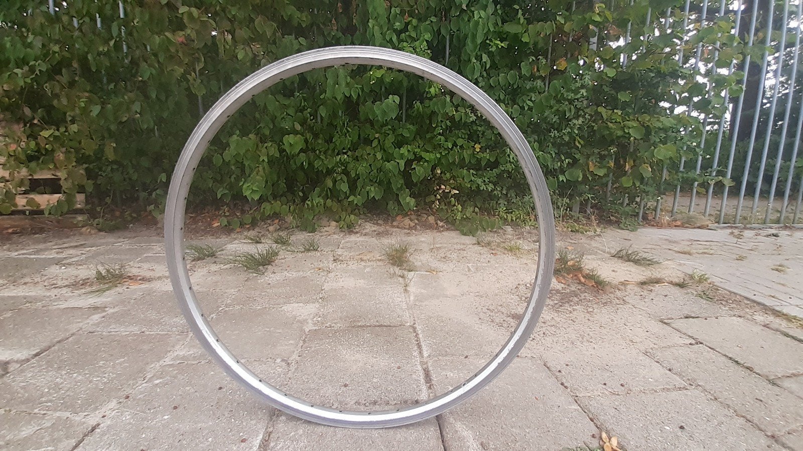 28-inch fietsvelg - Gebruikt maar in goede staat, Wiel, Gebruikt, Elektrische fiets, Ophalen of Verzenden