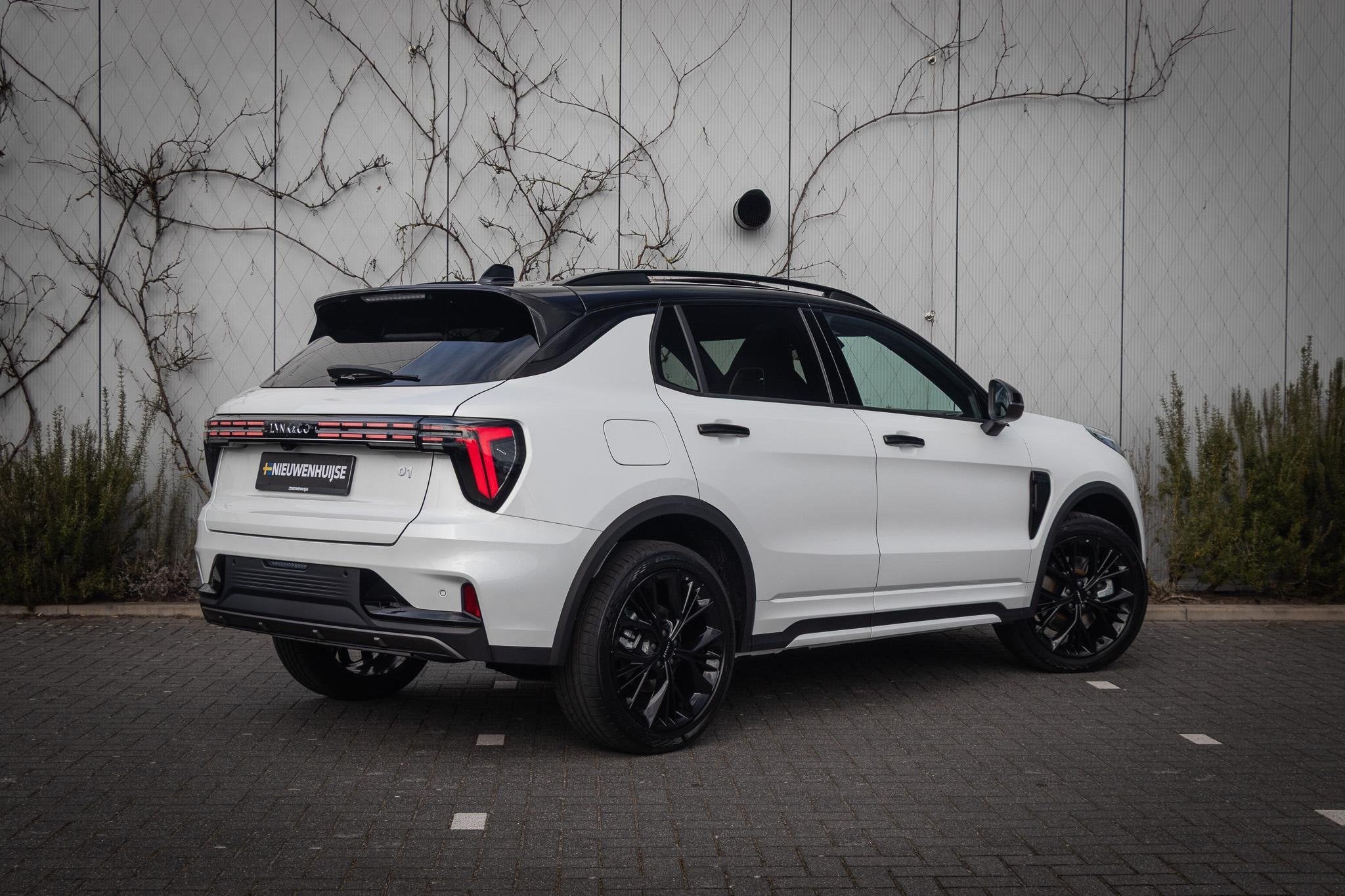 Lynk & Co 01 1.5 More | Adaptieve Cruise Control | Dodehoekd, Auto's, 12 maanden, 4 cilinders, 1898 kg, Wit