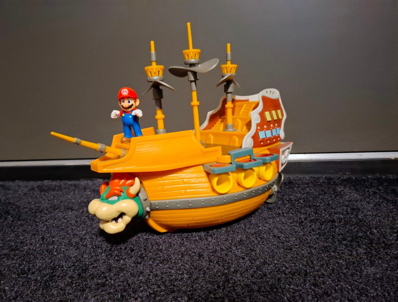 Super Mario Bowser's Luchtschip met geluid, Kinderen en Baby's, Speelgoed | Speelgoedvoertuigen, Ophalen of Verzenden, Zo goed als nieuw