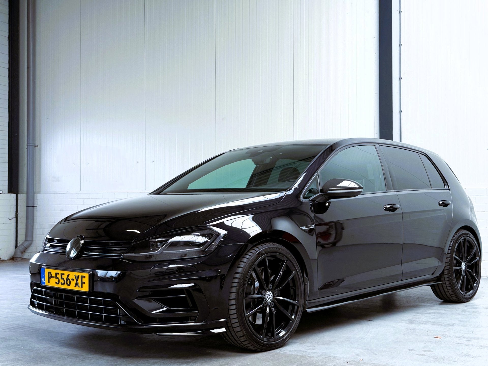 Volkswagen Golf 2.0 TSI 4Motion R|Keyless|Remus|Helix, Auto's, Gebruikt, 4 cilinders, 1984 cc, Alcantara