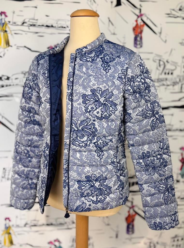 Moncler Ambrine donsjas lente zomer maat 12 NIEUW (515 euro), Kinderen en Baby's, Moncler EU, Nieuw, Moncler, Customercare@moncler.com