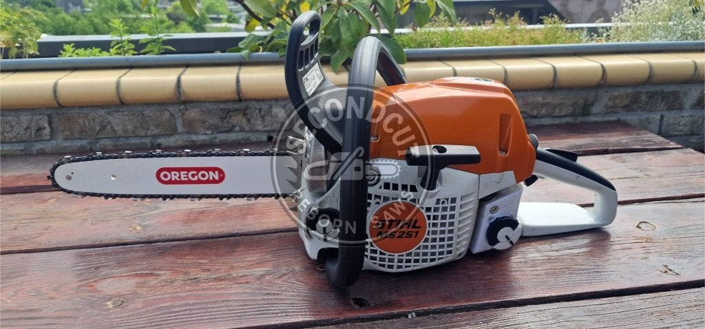 Stihl MS251 (mei 2024), Ophalen of Verzenden, Zo goed als nieuw, Overige soorten, Stihl