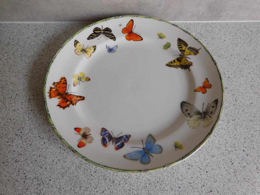 Bord 21 cm. Vlinders Janneke Brinkman JBS, Ophalen of Verzenden, Zo goed als nieuw, Bord(en), Overige stijlen