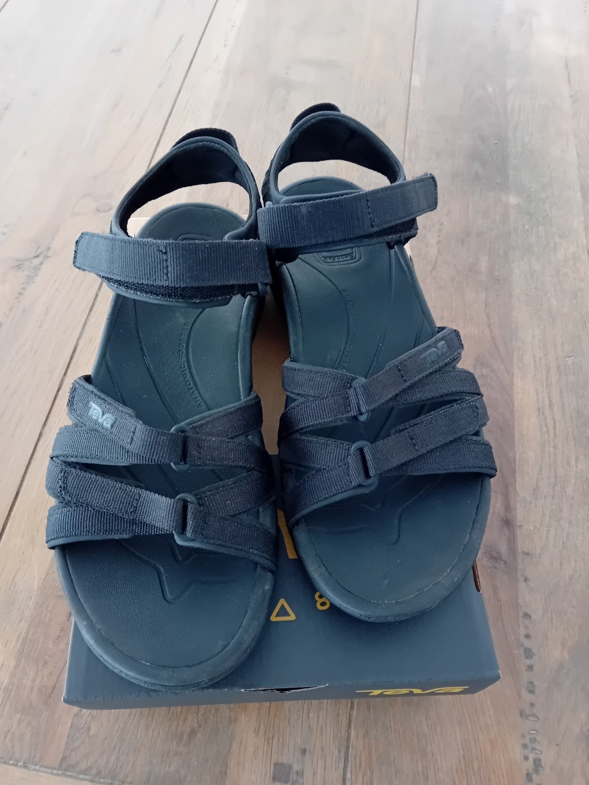 Teva tirra dames sandalen maat 39, Ophalen of Verzenden, Zo goed als nieuw, Zwart, Sandalen of Muiltjes