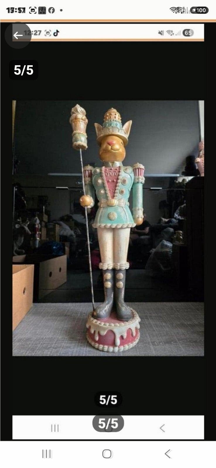 Uniek en decoratief hazenbeeld in uniform., Ophalen, Nieuw, Dier