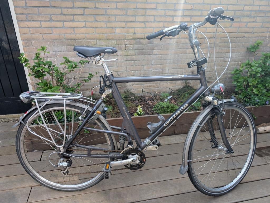 Gazelle medeo airglider, framemaat 61, 24 versnellingen, Ophalen, Gebruikt, Velgrem, Versnellingen