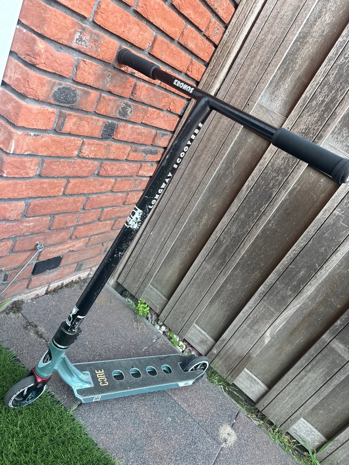 Custom Stuntstep - Ideaal voor Skateparken + Kniebeschermers, Ophalen of Verzenden, Gebruikt, Overige typen