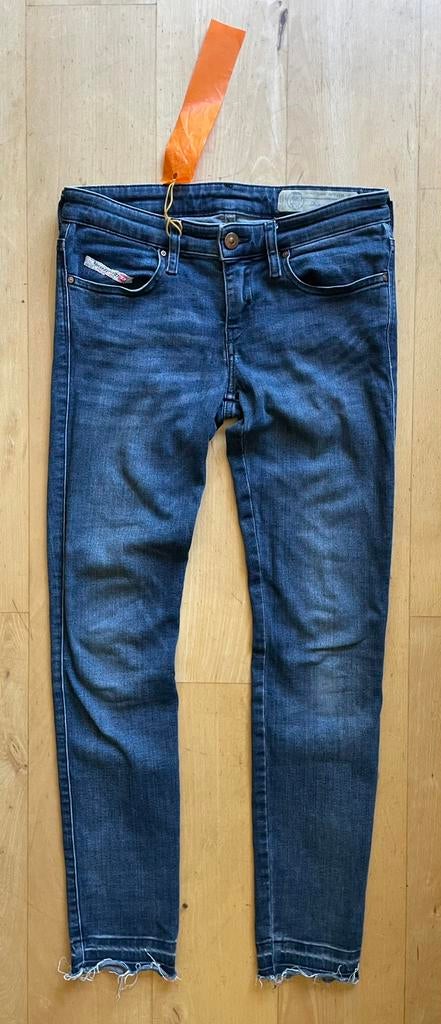 Diesel Jeans Skinzee Low S R skinny spijkerbroek W27 L30, Ophalen of Verzenden, Zo goed als nieuw, Blauw, W27 (confectie 34) of kleiner