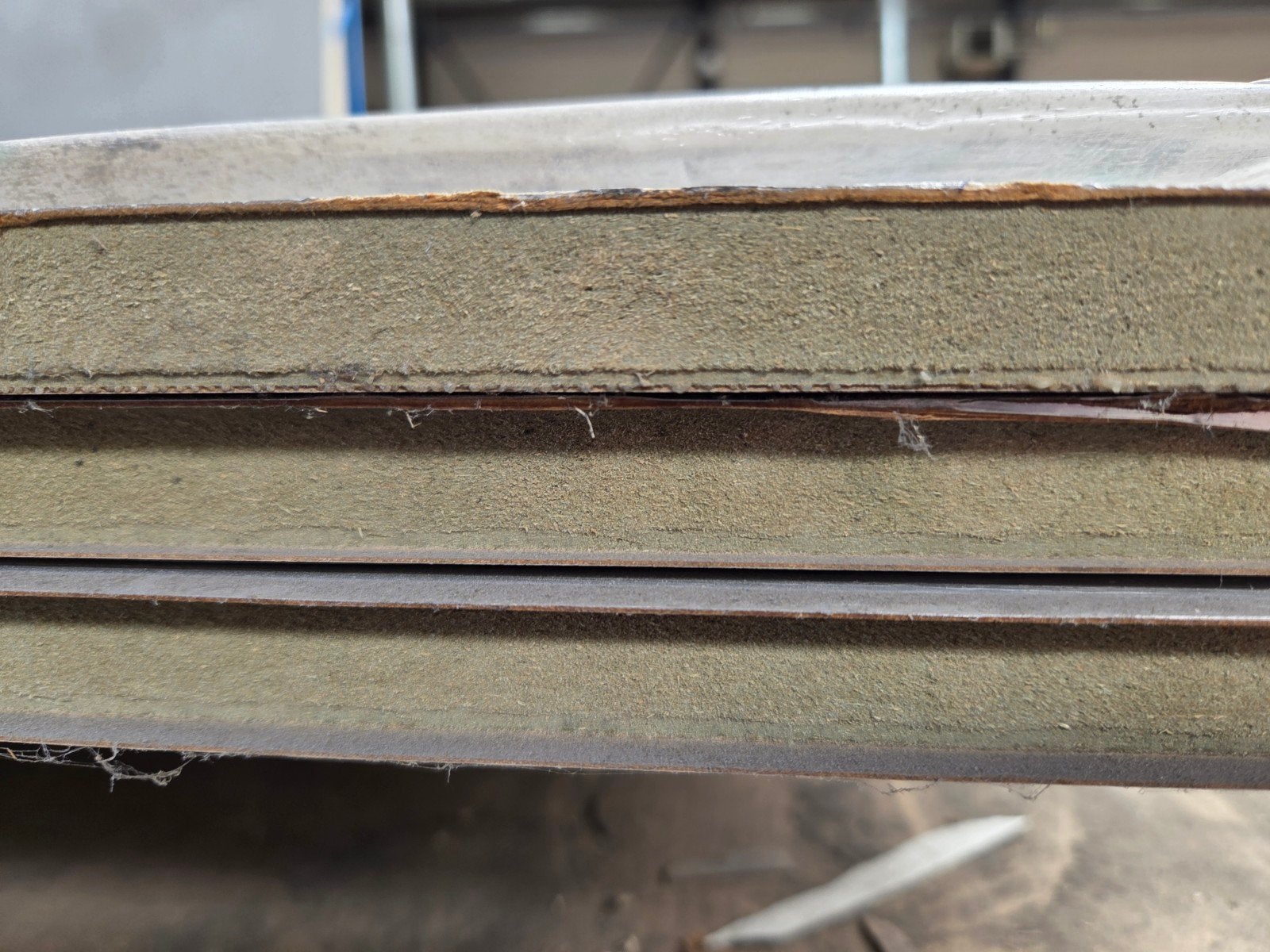 3 Vochtwerende MDF platen 4100x1300x18mm HPL beplakt, Ophalen
