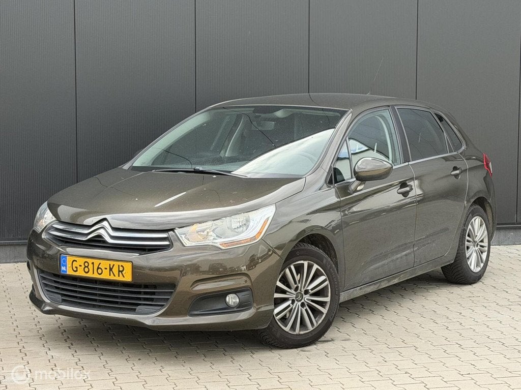 Citroen C4 1.6 VTi Tendance | AUTOMAAT | CRUISE | TREKHAAK |, Auto's, Citroën, Stof, Zwart, 4 cilinders, Bruin