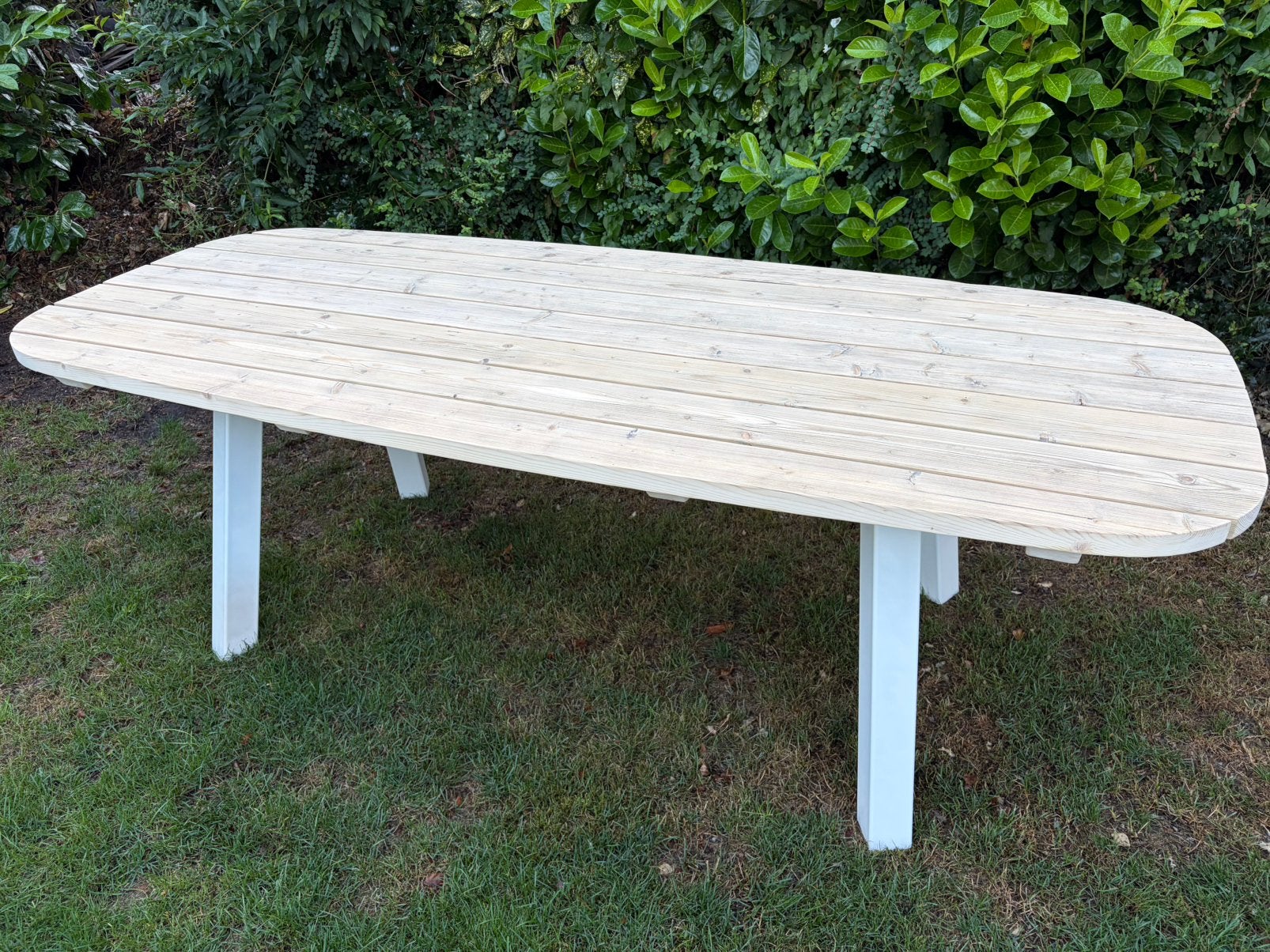 Houten tuintafel deens ovaal witte stalen poten / eettafel, Tuin en Terras, Ophalen, Nieuw, Ovaal, Hout