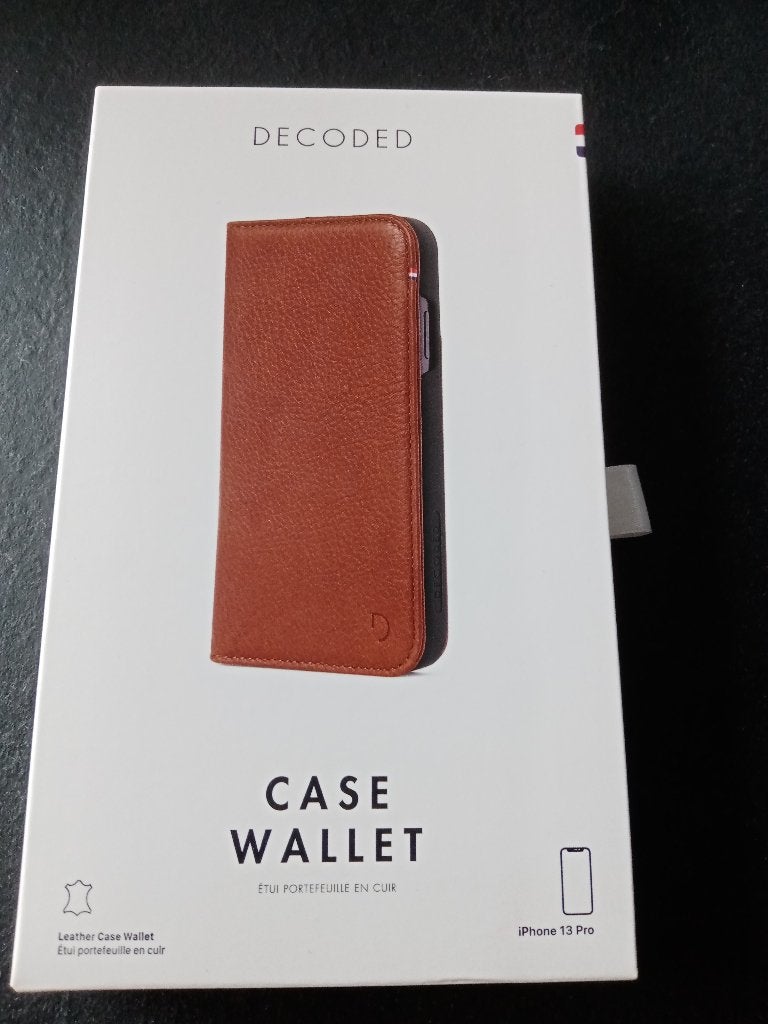 Nieuw!Telefoonhoesje iPhone 13 Pro. Bruin of zwart leer., Ophalen of Verzenden, Nieuw, IPhone 13 Pro
