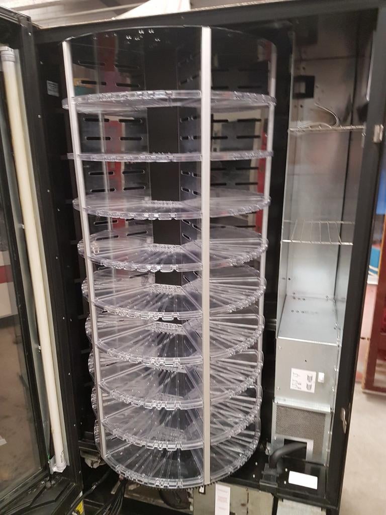 Aardbeien  / kersen automaat Crane2 gekoeld, Ophalen