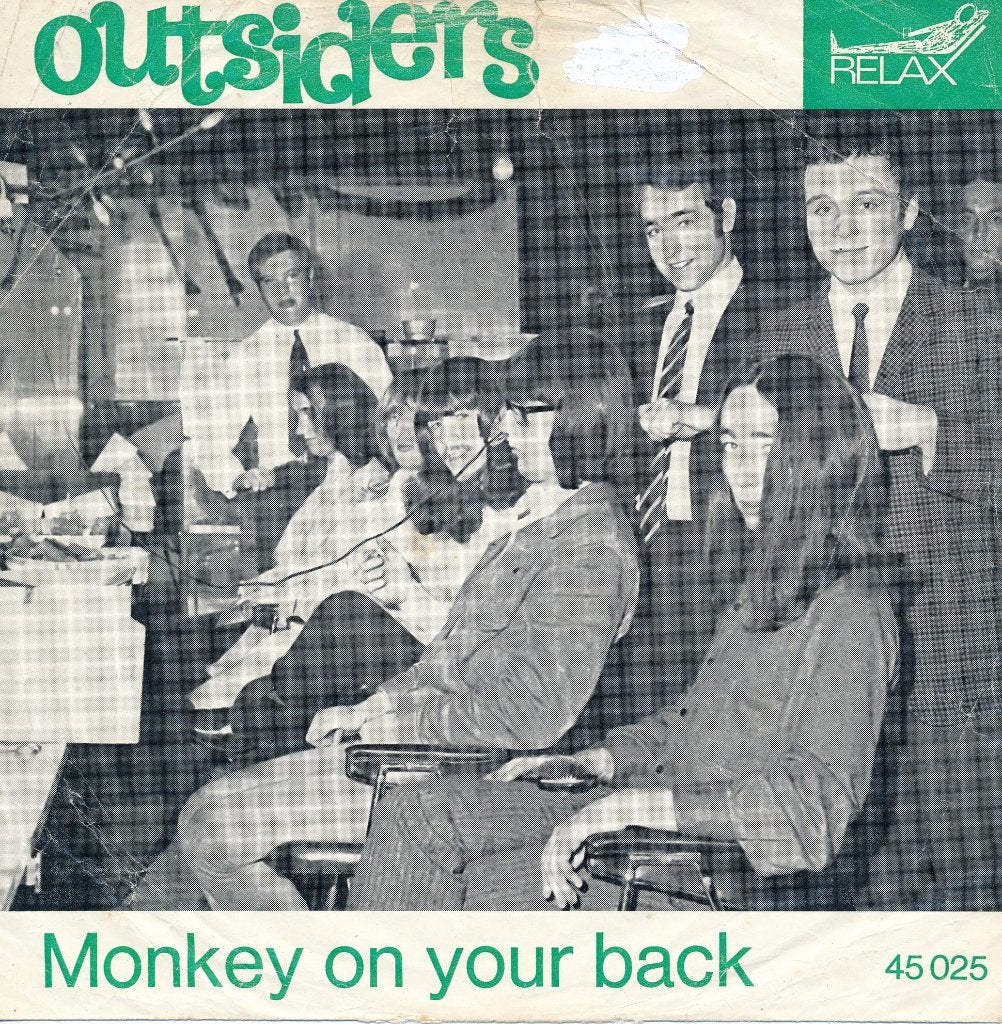 741 Outsiders - Monkey on your back (1967), Cd's en Dvd's, Ophalen of Verzenden, Gebruikt, 7 inch, Pop